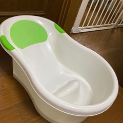 （最終値下げ）永和　新生児用ベビーバスの画像