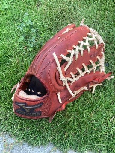 ミズノ　グローバルエリート　外野手硬式用？　グローブ