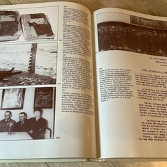 Auschwitz: A History in Photographs　used アウシュヴィッツ　写真集　0253355818の画像