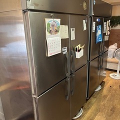 Daiwa縦型冷凍庫4面