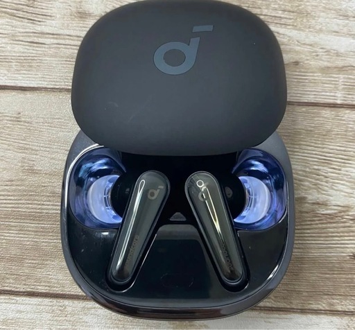 美品　Anker Soundcore Liberty 4