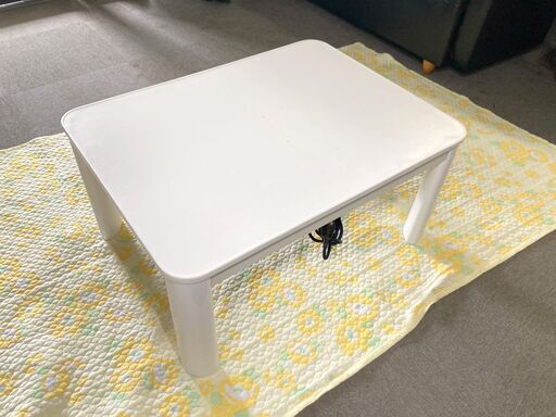 ∞ ニトリ 長方形こたつ 80×60 ジュリバG8060WH リバーシブル天板 傷・剥がれあり