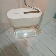 伸縮タイプ　コロコロ　ゴミ箱付きの画像