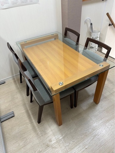 ガラステーブル&椅子4脚