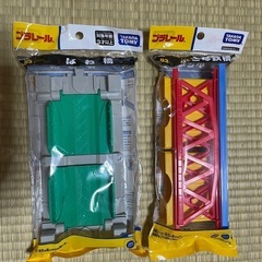 【新品未使用】プラレール　小さな鉄橋、はね橋、信号機セット】