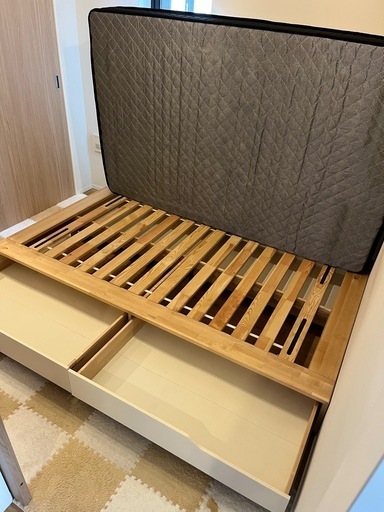 ベッド