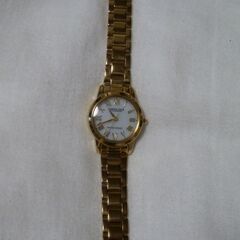 婦人用ソーラー腕時計　箱・取説付き