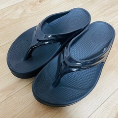 【元値12,980円】23.0㎝ OOFOS ウーフォス