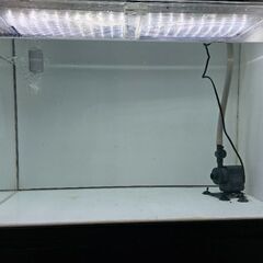 【引取希望】【配送は梱包代と着払いで対応可】900×450×600hアクリル水槽　使用半年　水槽台　上部濾過の画像
