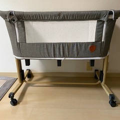 ベビーベッド　プレイヤード