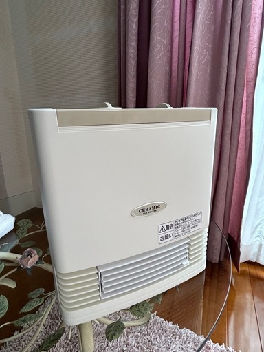 セラミック電気ファンヒーター Panasonic パナソニック　DS-F1202
