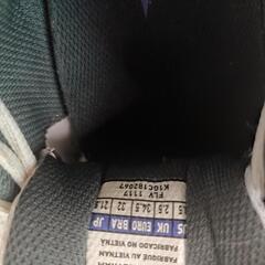 バトミントンシューズ21.5cmの画像