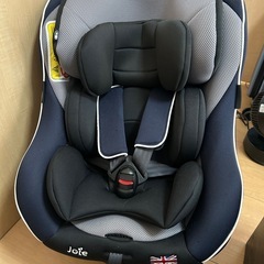 【美品】チャイルドシート　ジョイーアーク360