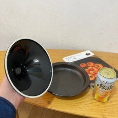 スタイリッシュなタジン鍋の画像