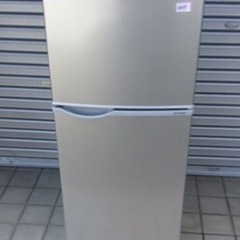  【値下げしました】シャープ【SHARP】128L 2ドア冷蔵庫...