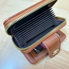 財布 カードケースの画像
