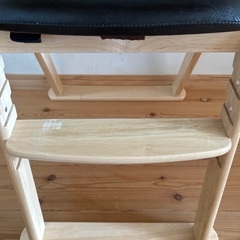 KATOJIベビーチェアの画像