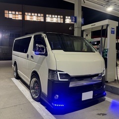 ハイエース　4型フェイス
