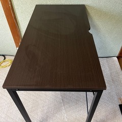 ニトリ組み立て式デスク