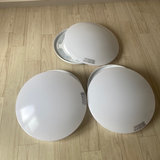 25日18時まで！値段交渉可能！美品シーリングライトLED 10畳用3点セット　1年使用