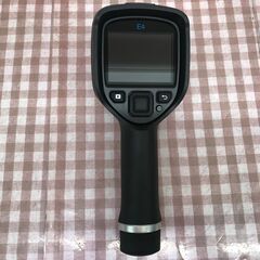 ✨FLIR　中古　FLIR-E6390　サーモグラフィカメラ　付属品 充電器/USBチャージャー付き✨うるま市田場✨の画像