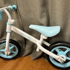 【美品】ストライダー