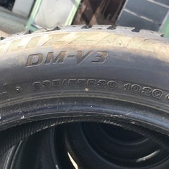 【終了】スタッドレス　DM-V3 235/55R20
