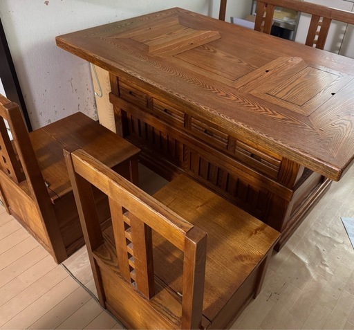 囲炉裏付きダイニングテーブル