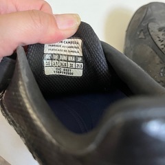 野球　黒スパイク21.5センチの画像