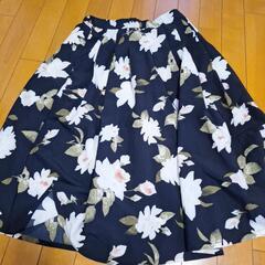 フレアスカートの画像