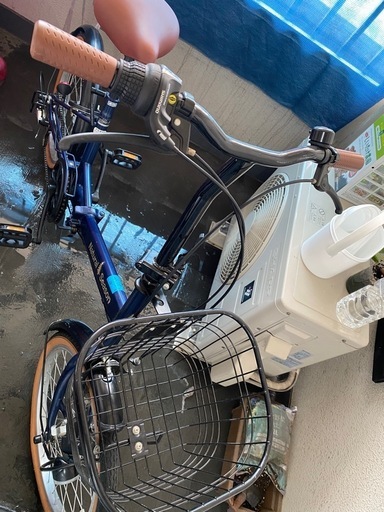 ?受け渡し決まりました折りたたみ自転車20型売ります