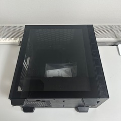 ポニョ様 MSI MPG SEKIRA 100P PCケースの画像