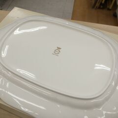 59/609　ナルミ  ボーンチャイナ オーバル型　プラタープレート39㎝【モノ市場知立店】の画像