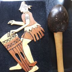 💗アフリカの雑貨　壁飾り　マラカス　💗　オーストラリアの雑貨　鳥　💗　ガラスのオブジェ　　　貰ってくださいの画像