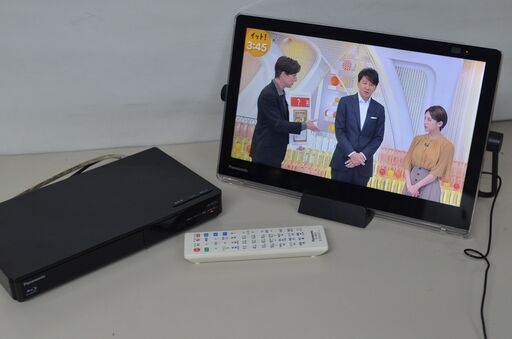 中古良品 パナソニック 15V型 ポータブル 液晶テレビ インターネット動画対応 500GB HDD録画/ブルーレイ再生機能付き UN-15CTD10-K