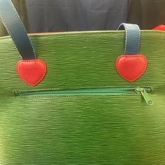 エピ調のトートバッグレディースの画像