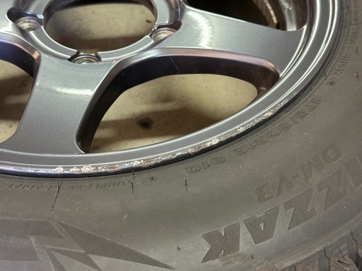 ブリヂストン ブリザック DM-V3 175/80R16 ジムニースタッドレス