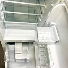 ハイセンス　2ドアノンフロン冷凍冷蔵庫　154L　2021年製　TAG-label　AT-RF150-WHの画像