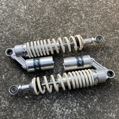 ゼファー400 サスの画像