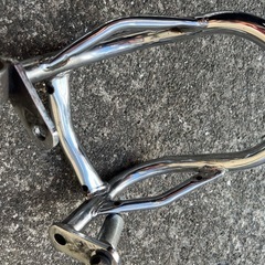 ゼファー400エンジンガードの画像