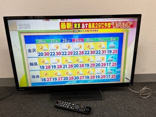 TOSHIBA 東芝　32型液晶テレビ  32S10 2015年製