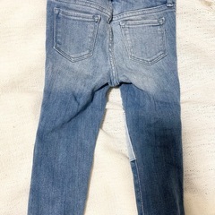 最終お値下げ！美品　GAP  2Y デニムズボン　パンツ　90サイズ〜の画像