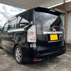 特別仕様車！月々1.2万円〜分割払い可❗️車検2年付き！大人気☆トヨタ ヴォクシー ☆ナビ付き☆走行中DVD見れます☆ETC付き☆バックカメラ付き☆両側電動スライドドア付き☆ドライブレコーダー付きのフル装備☆事故修復歴無し☆車内広々三列シート‼️の画像