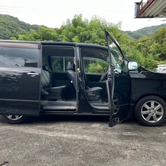 特別仕様車！月々1.2万円〜分割払い可❗️車検2年付き！大人気☆トヨタ ヴォクシー ☆ナビ付き☆走行中DVD見れます☆ETC付き☆バックカメラ付き☆両側電動スライドドア付き☆ドライブレコーダー付きのフル装備☆事故修復歴無し☆車内広々三列シート‼️の画像