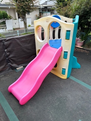 リトルタイクス　滑り台