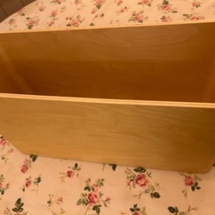 IKEA イケア　新商品　ヴァッテンカール ノートパソコン/モニター用スタンドの画像