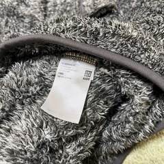 ユニクロ　フリースジャケット　130の画像