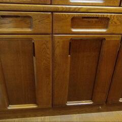 食器棚(上下分割可能)の画像