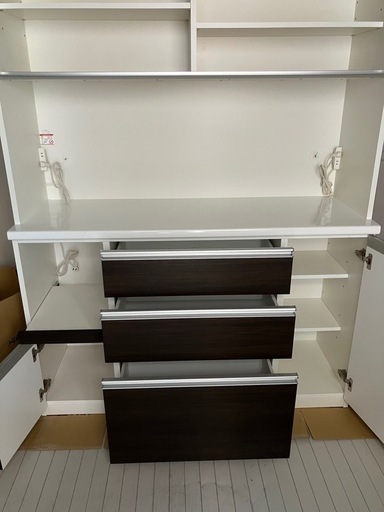 キッチン収納家具　