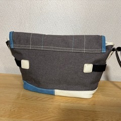 【終了】MOUSTACHE  　ショルダーバック　斜め掛けバックの画像